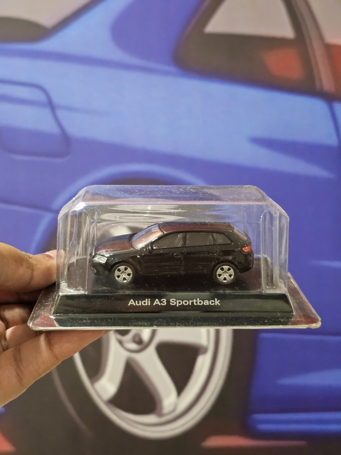 Kyosho Audi A3 Sportback (Black)