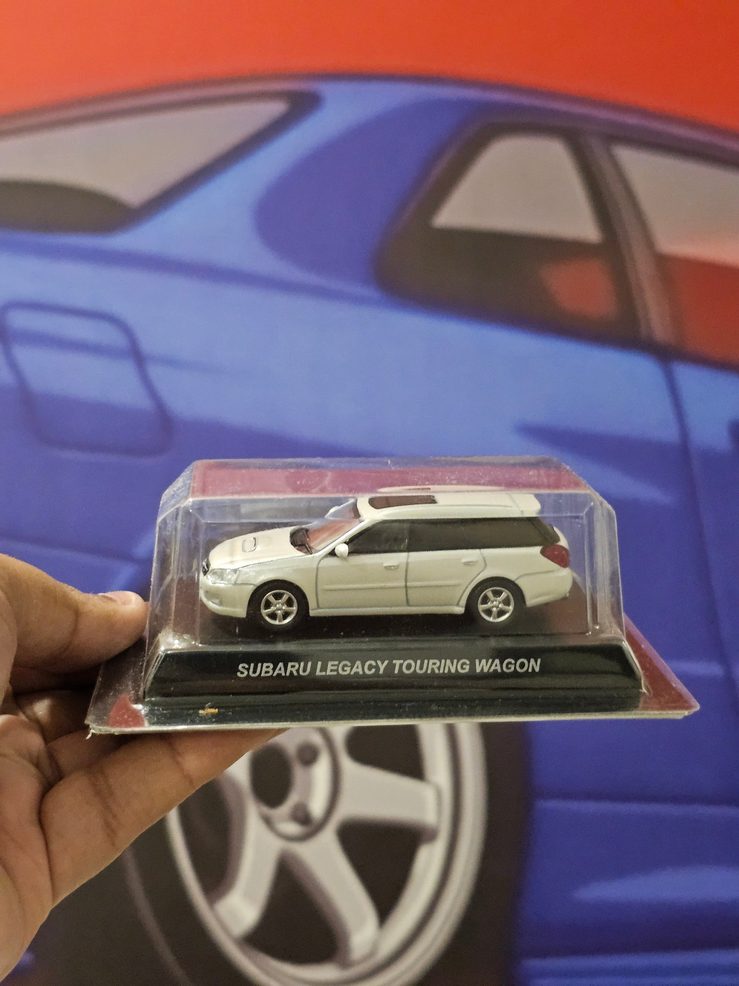 Kyosho Subaru Legacy Touring Wagon (White)