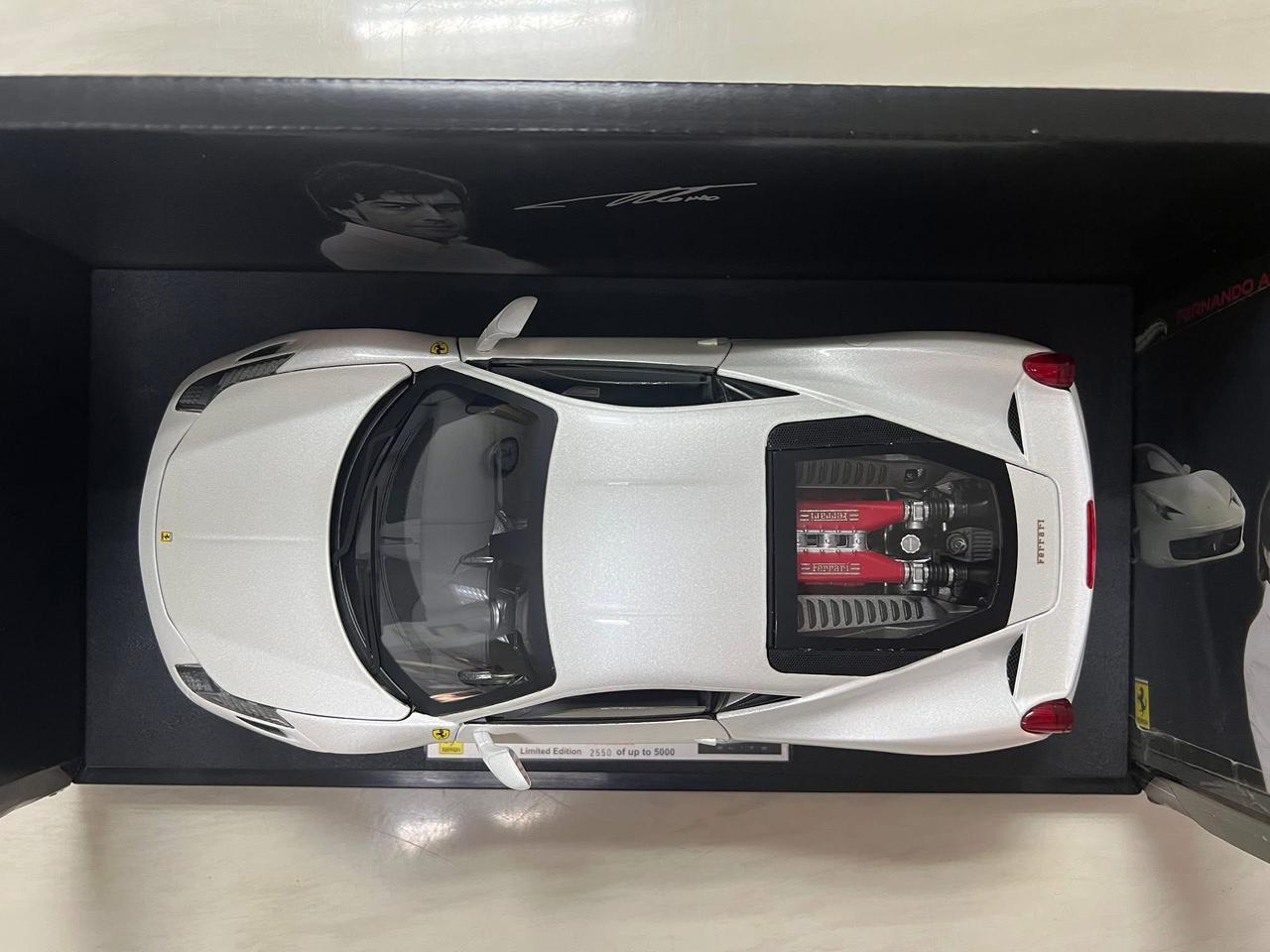 Hot Wheels Elite 1/18 Ferrari 458 Italia – Fernando Alonso Edition