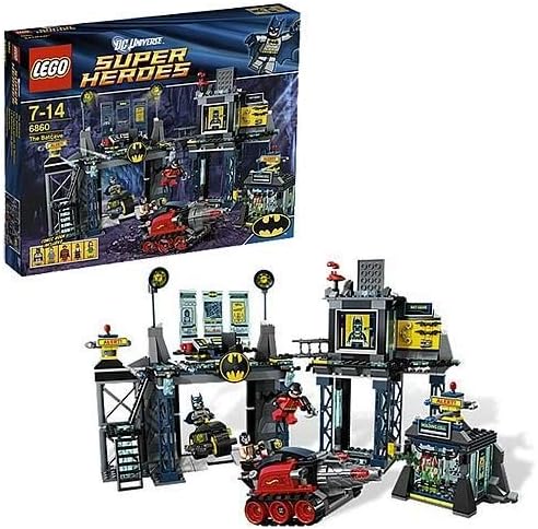 LEGO® DC Super Heroes The Batcave