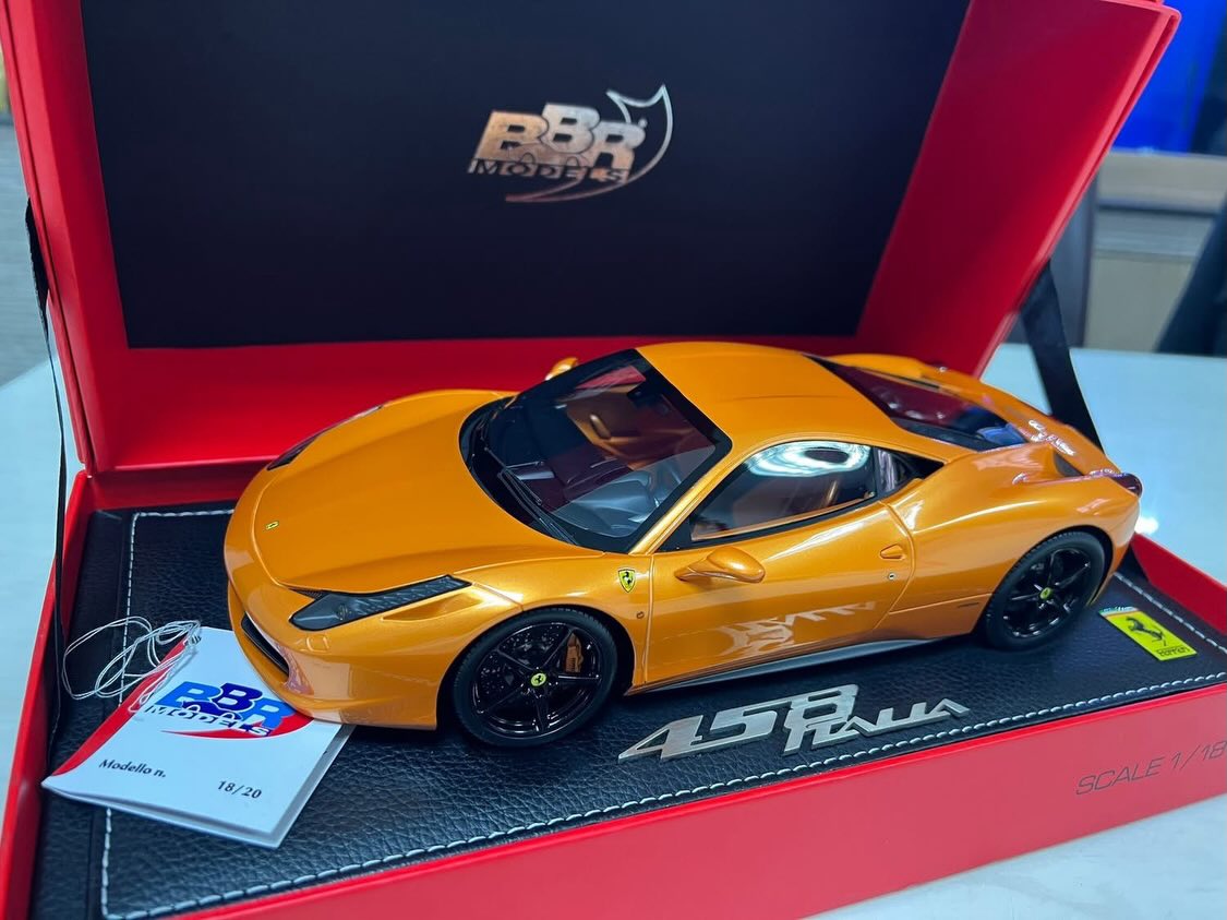 BBR 1/18 Ferrari 458 Italia (Orange)