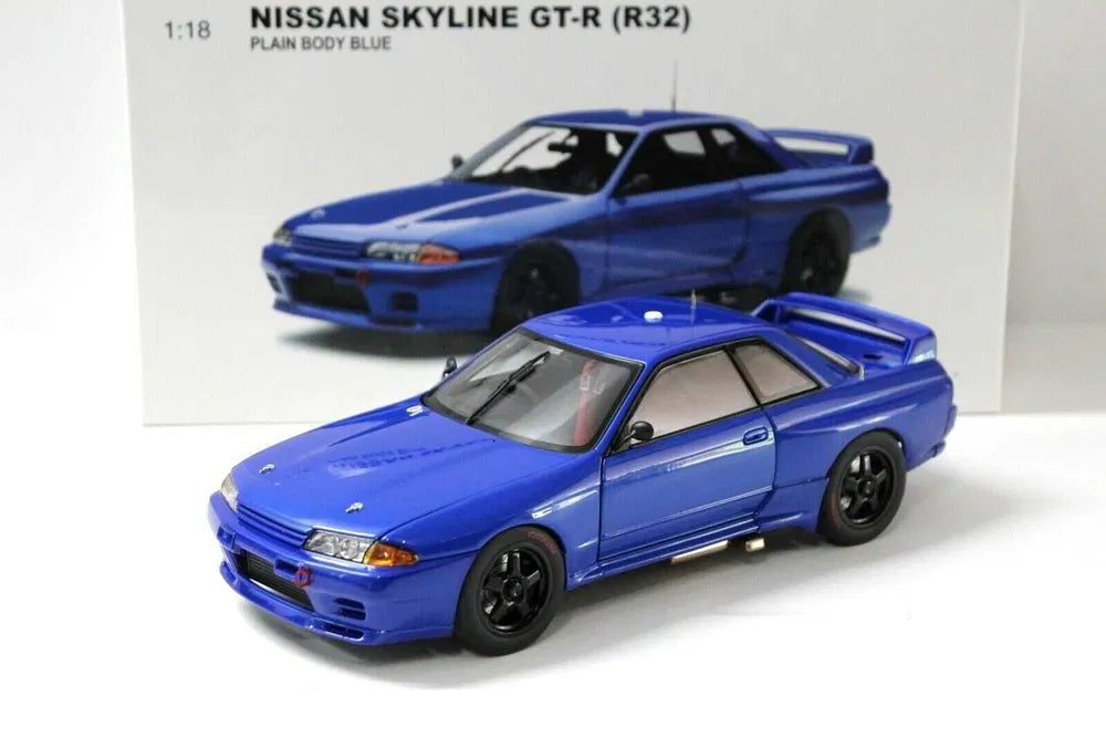 AutoArt 1/18 Scale Nissan Skyline GT-R R32