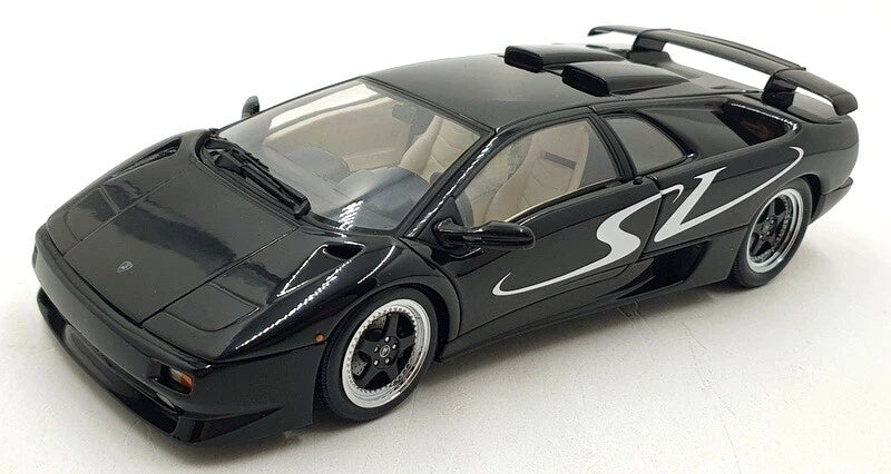 AutoArt 1/18 Lamborghini Diablo SV (Black)