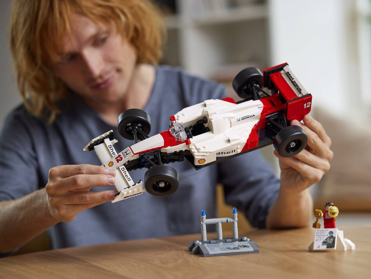 LEGO® Icons McLaren MP4/4 & Ayrton Senna
