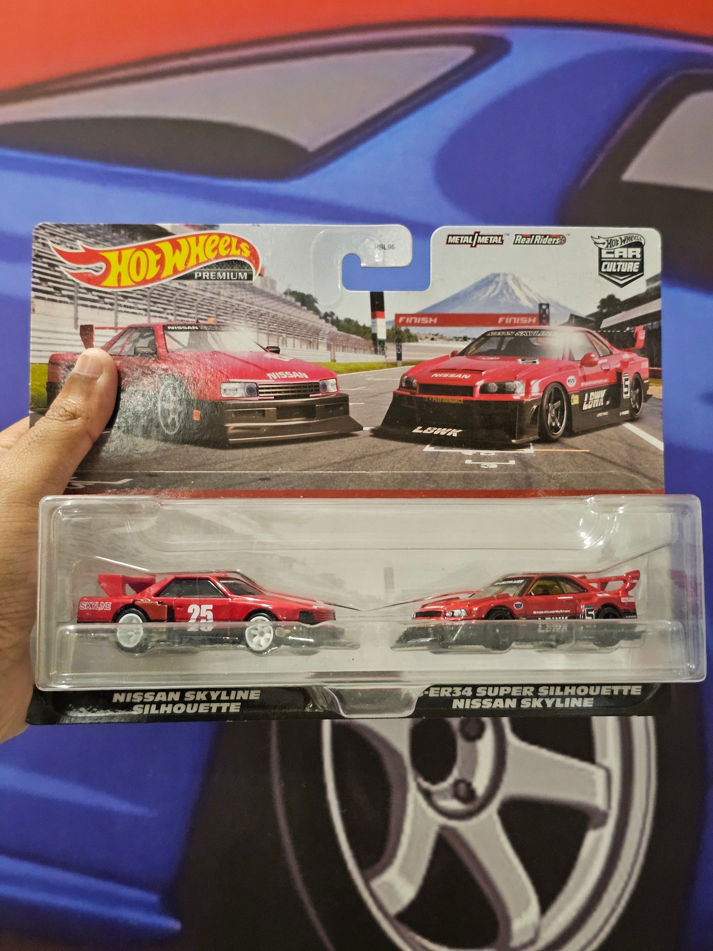 Hotwheels Premium 2 Pack – Nissan Skyline Silhouette & LB-ER34 Super Silhouette Nissan Skyline