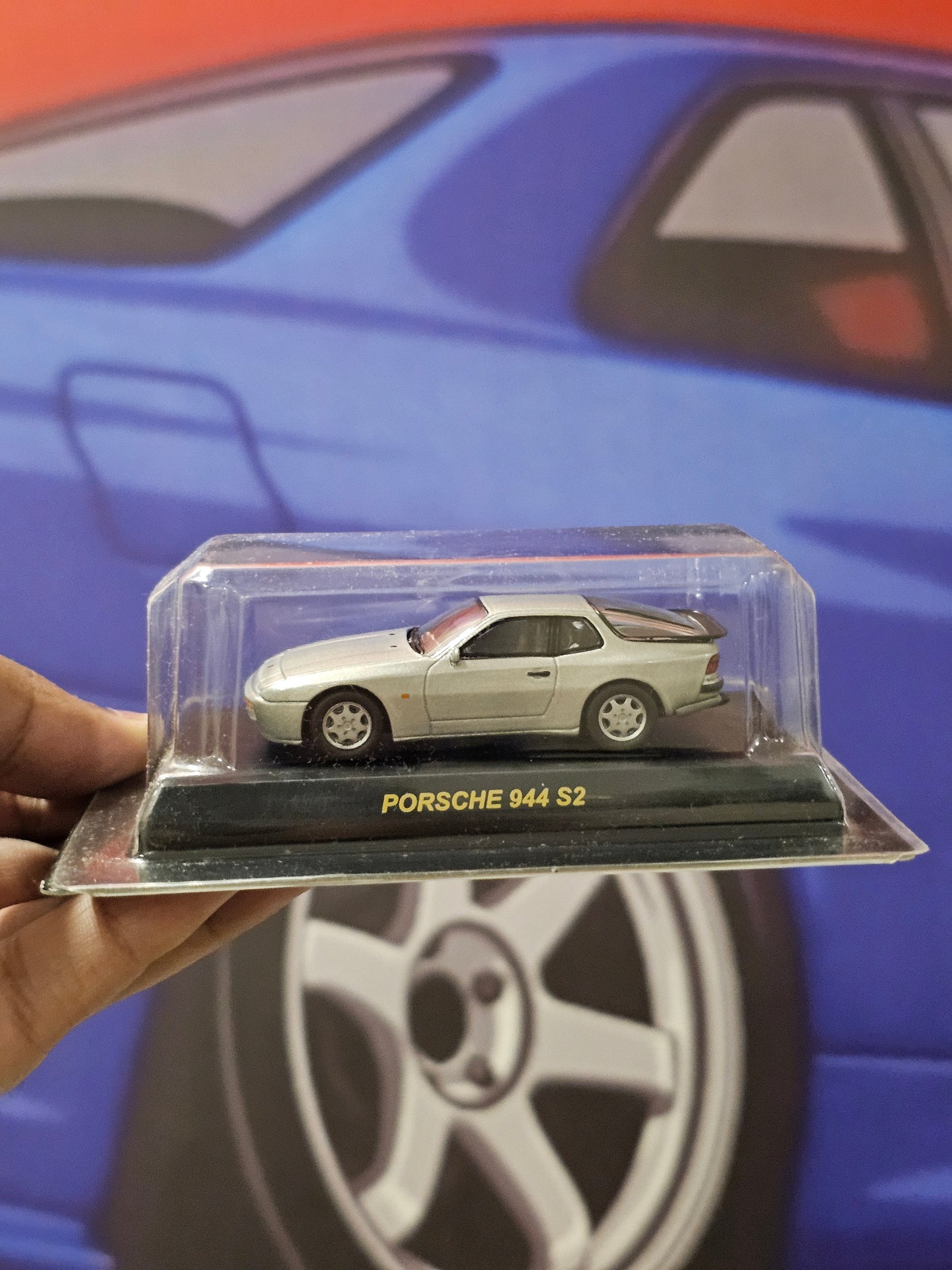 Kyosho Porsche 944 S2 (Silver)