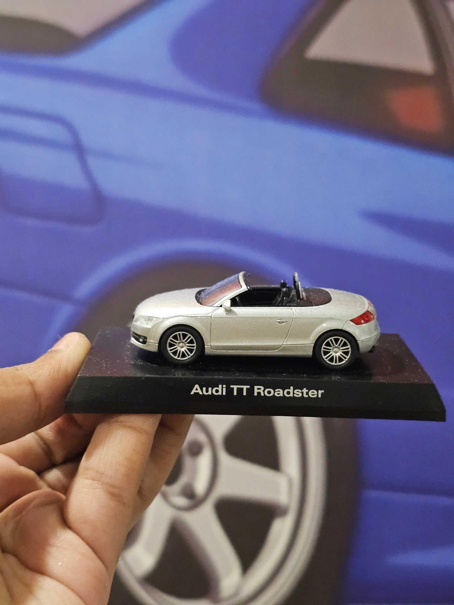 Kyosho Audi TT Roadster (Silver)