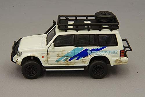 BM Creations 1/64 Mitsubishi Pajero (Jungle Pack)