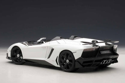 AutoArt 1/18 Lamborghini Aventador J Roadster