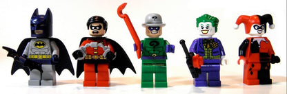 LEGO® DC Super Heroes: Dynamic Duo Funhouse Escape