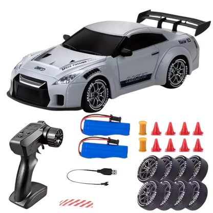Nissan GTR 1:24 Scale High Speed 4WD RC Drift Car