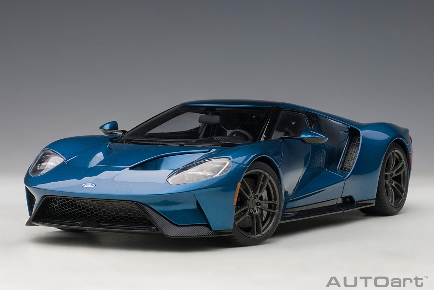 AUTOart 1/18 Ford GT 2017 – Liquid Blue