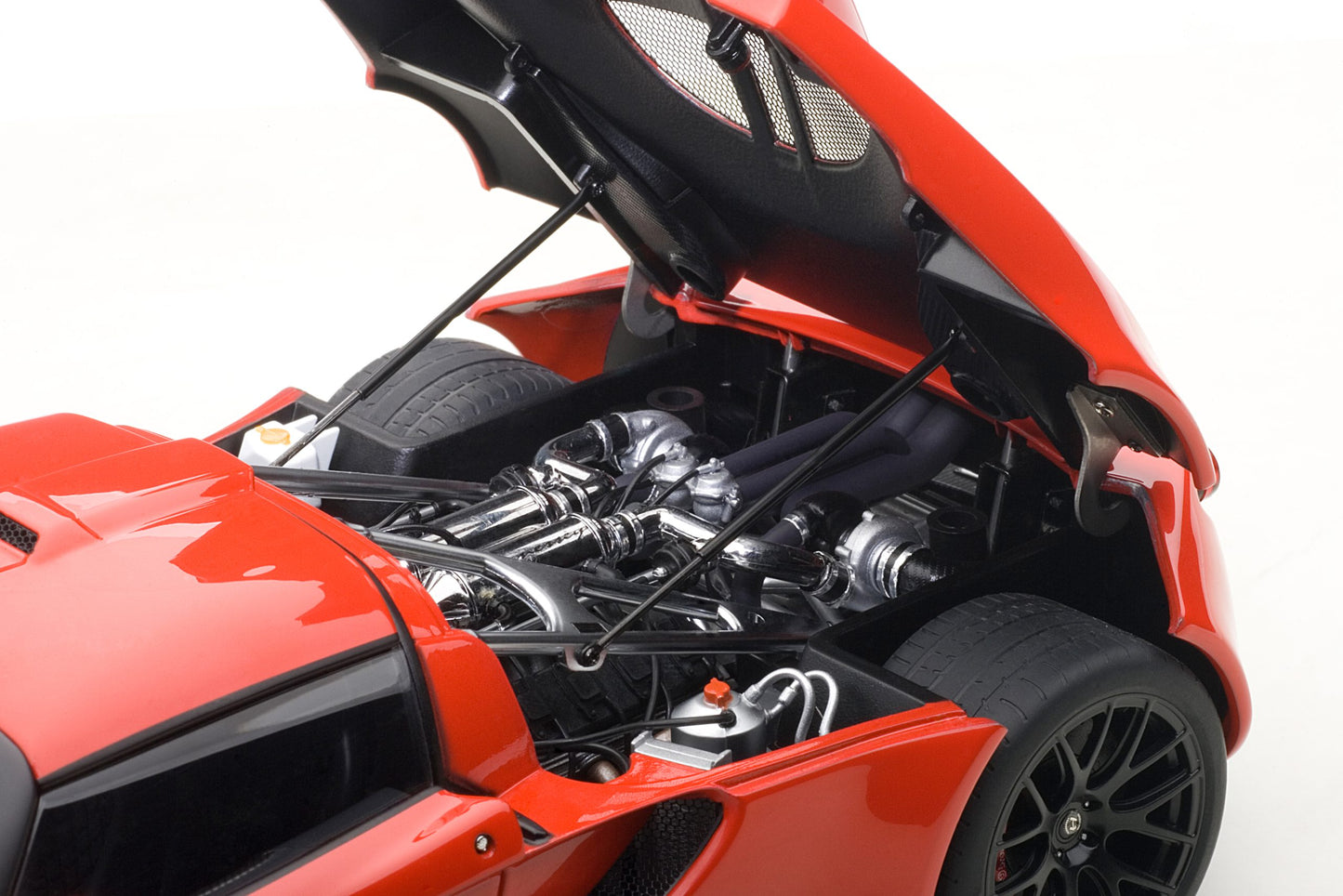 AutoArt 1/18 Hennessey Venom GT Spyder (Red)