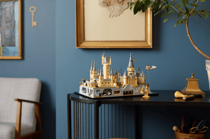 LEGO® Harry Potter™ Hogwarts™ Castle and Grounds