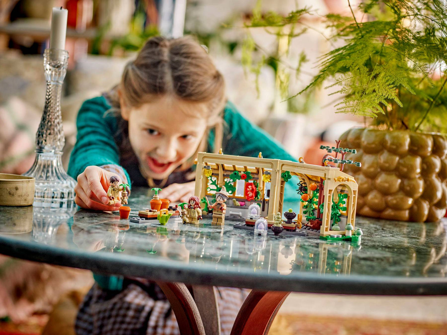 LEGO® Harry Potter™ Hogwarts™ Castle: Herbology Class