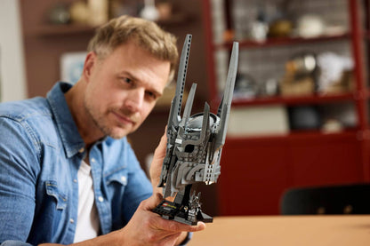 LEGO® Icons The Lord of the Rings: Sauron’s Helmet