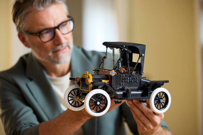 LEGO® Icons Ford Model T