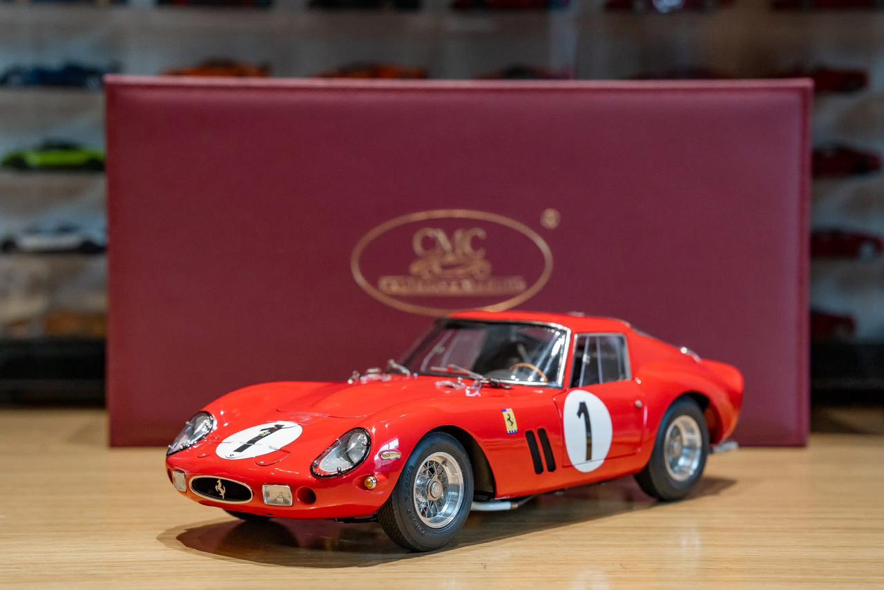CMC Ferrari 250 GTO 1/18 Scale Model