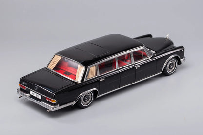 Kengfai 1/18 Mercedes-Benz 600 Pullman (W100) – Black with Red Interior