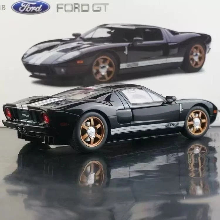AUTOart 1/18 Ford GT 2004 – Mark II Black / White Stripes