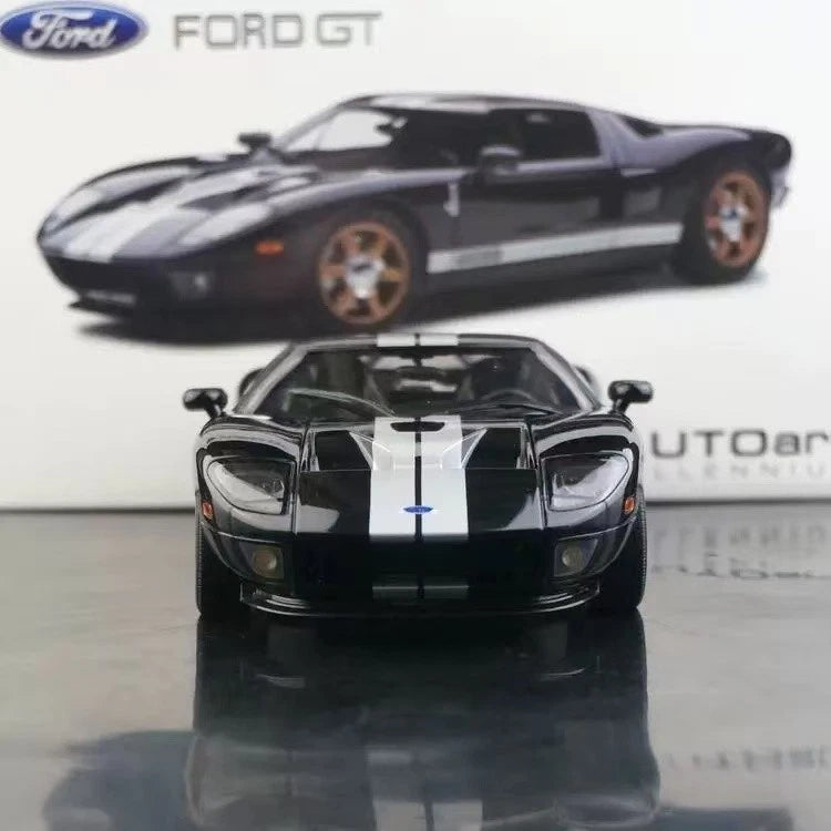 AUTOart 1/18 Ford GT 2004 – Mark II Black / White Stripes