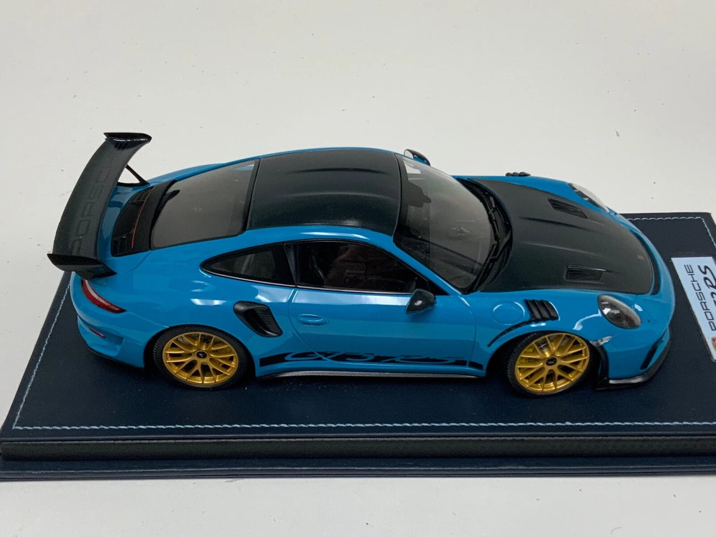 Minichamps 1/18 Porsche 911 (991.2) GT3 RS – Weissach Package (Miami Blue)