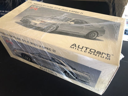 AUTOart 1/18 Nissan Skyline GT-R (R32) V-Spec II (Spark Silver)