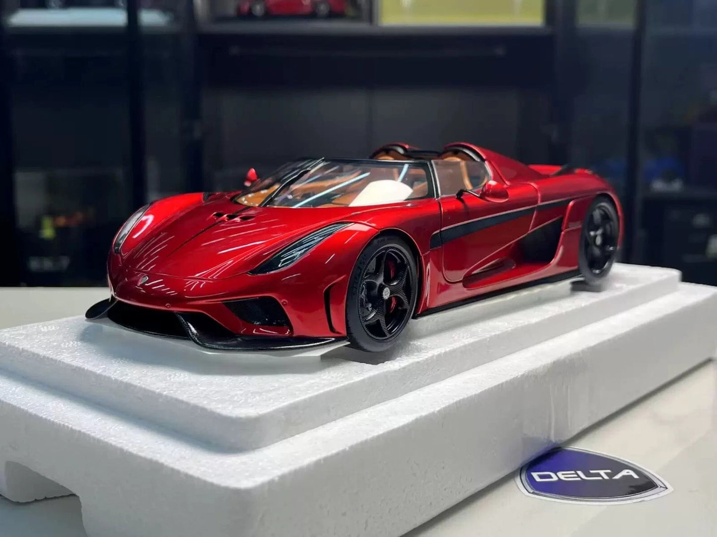 AUTOart 1/18 Koenigsegg Regera – Candy Red
