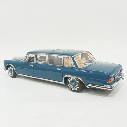 Kengfai 1/18 Mercedes-Benz 600 Pullman (W100) – Blue with White Cream Interior